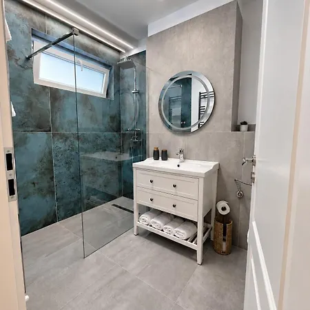 Neptun Free Private Parking Apartment
